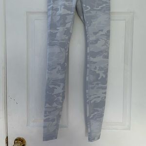 Lululemon leggings white camo